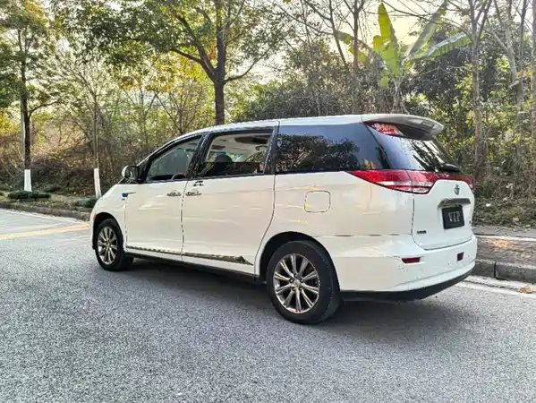 Toyota Previa 2008