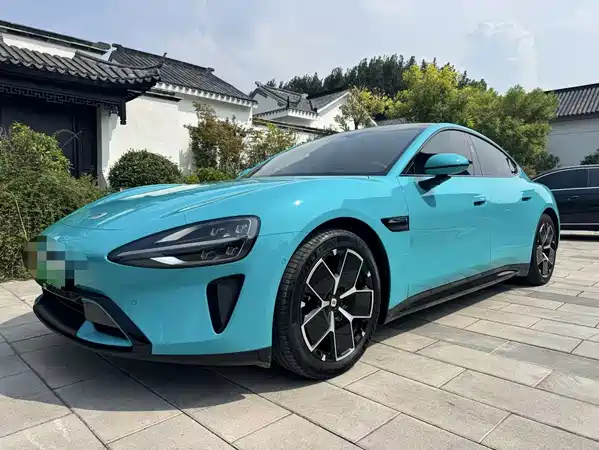 Xiaomi SU7 2025