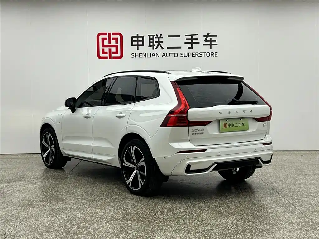 Volvo XC60 PHEV 2023