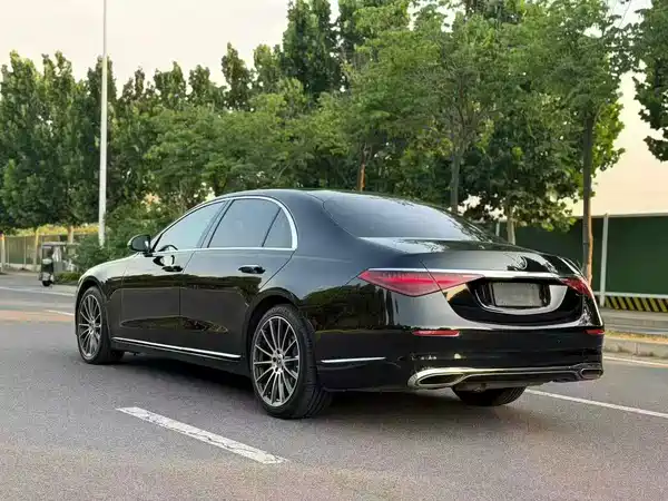 Mercedes-Benz S-Class 2021