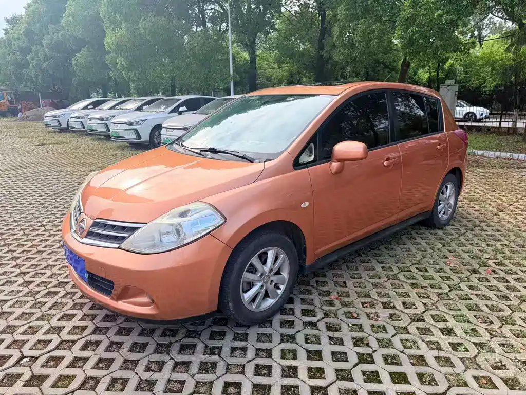 Nissan Tiida 2009
