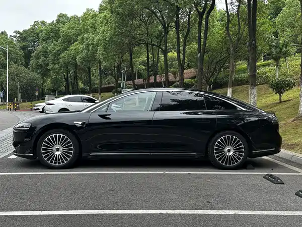 Stelato S9 2025