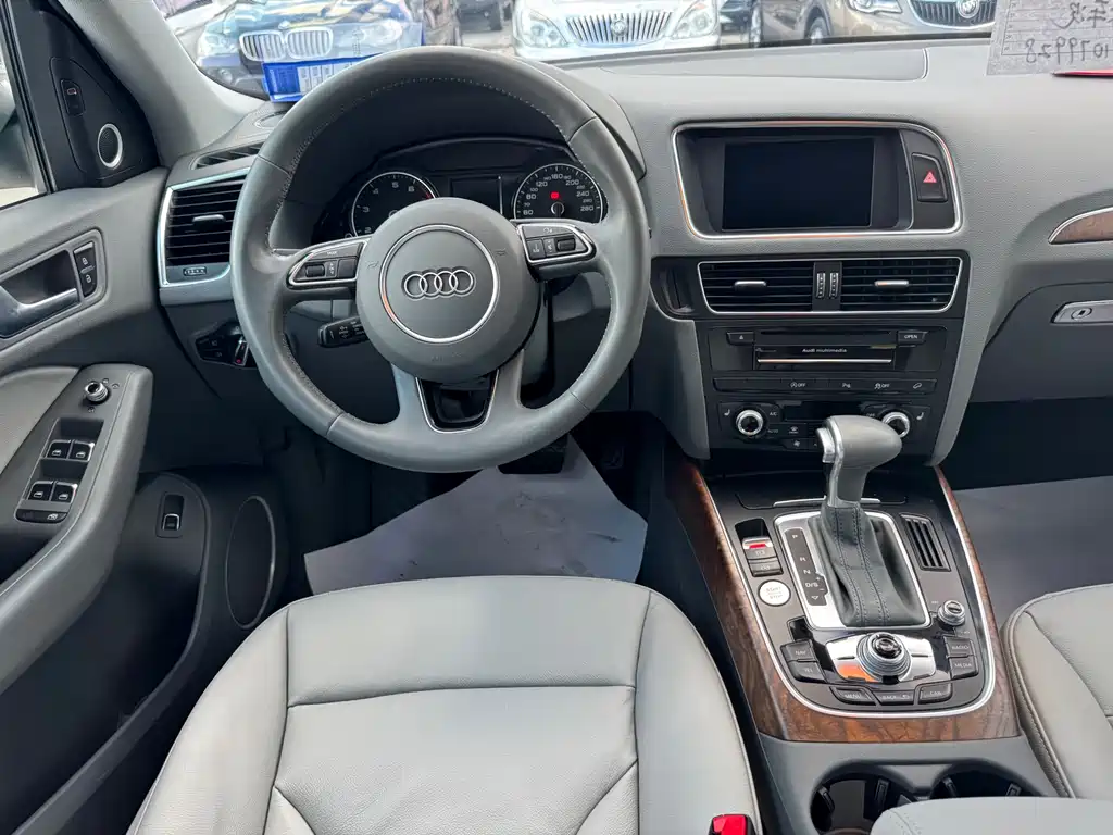 Audi Q5 2015 — фото 11