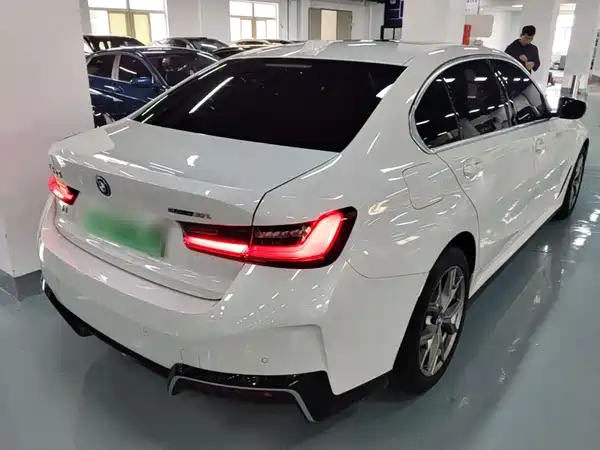 BMW i3 2023