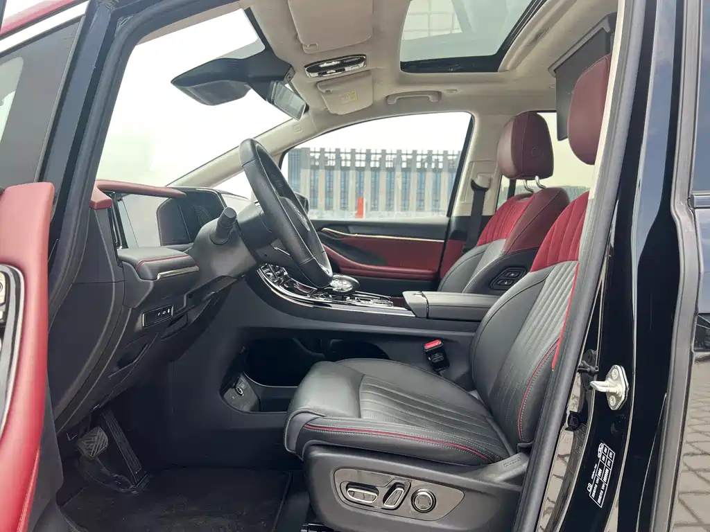 GAC Motor Trumpchi E9 2023 — фото 9