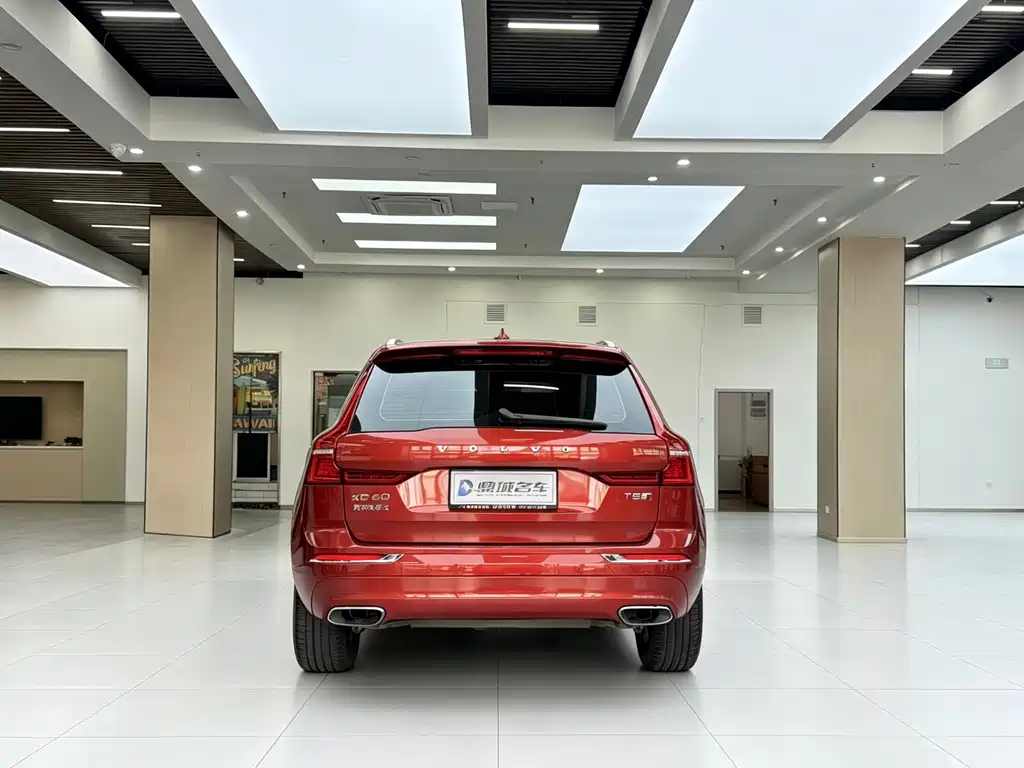 Volvo XC60 2020 — фото 14