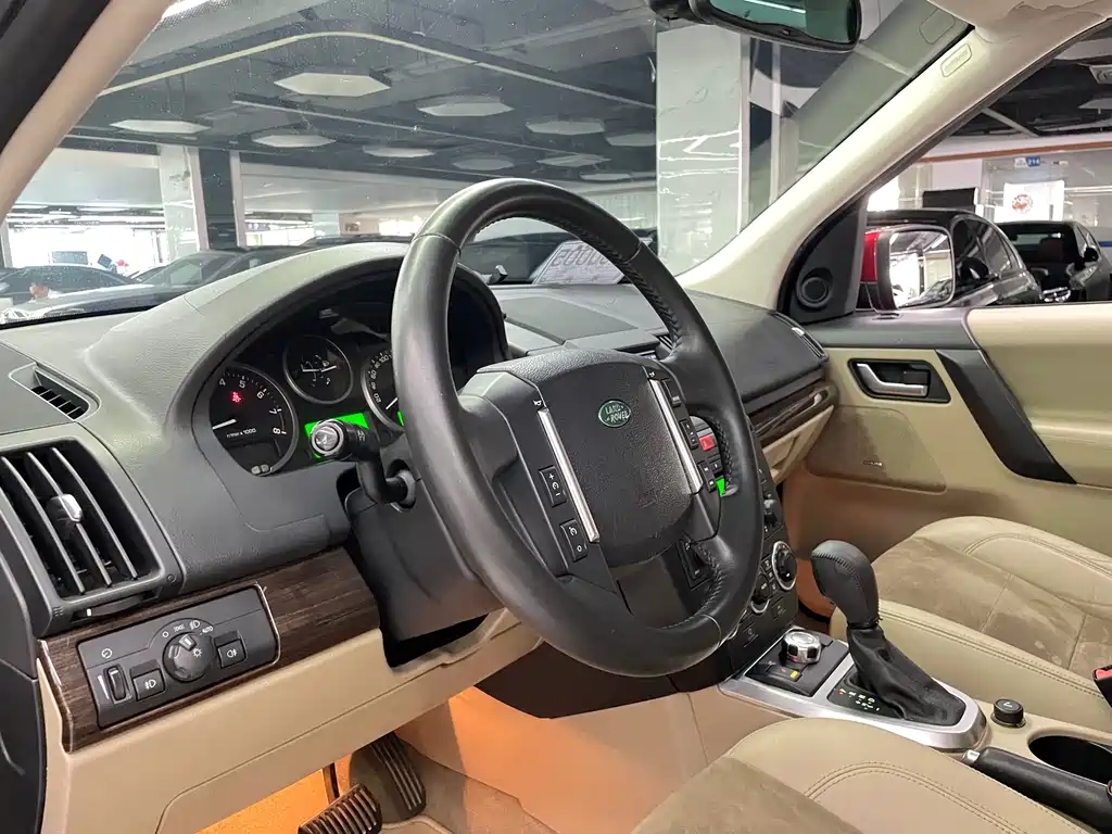 Land Rover Freelander 2 2011 — фото 26