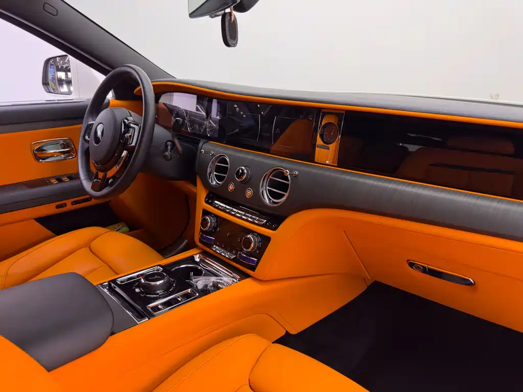 Rolls-Royce Ghost 2021 — фото 15