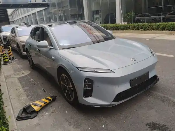 NIO ET5T 2025