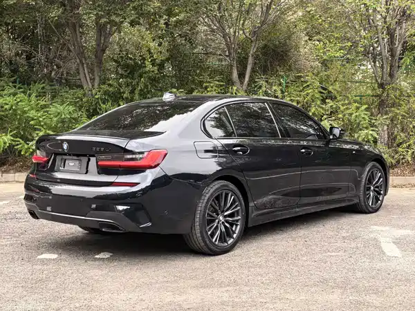 BMW 3 Series 2021