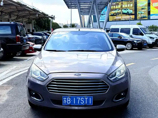 Ford Escort 2015