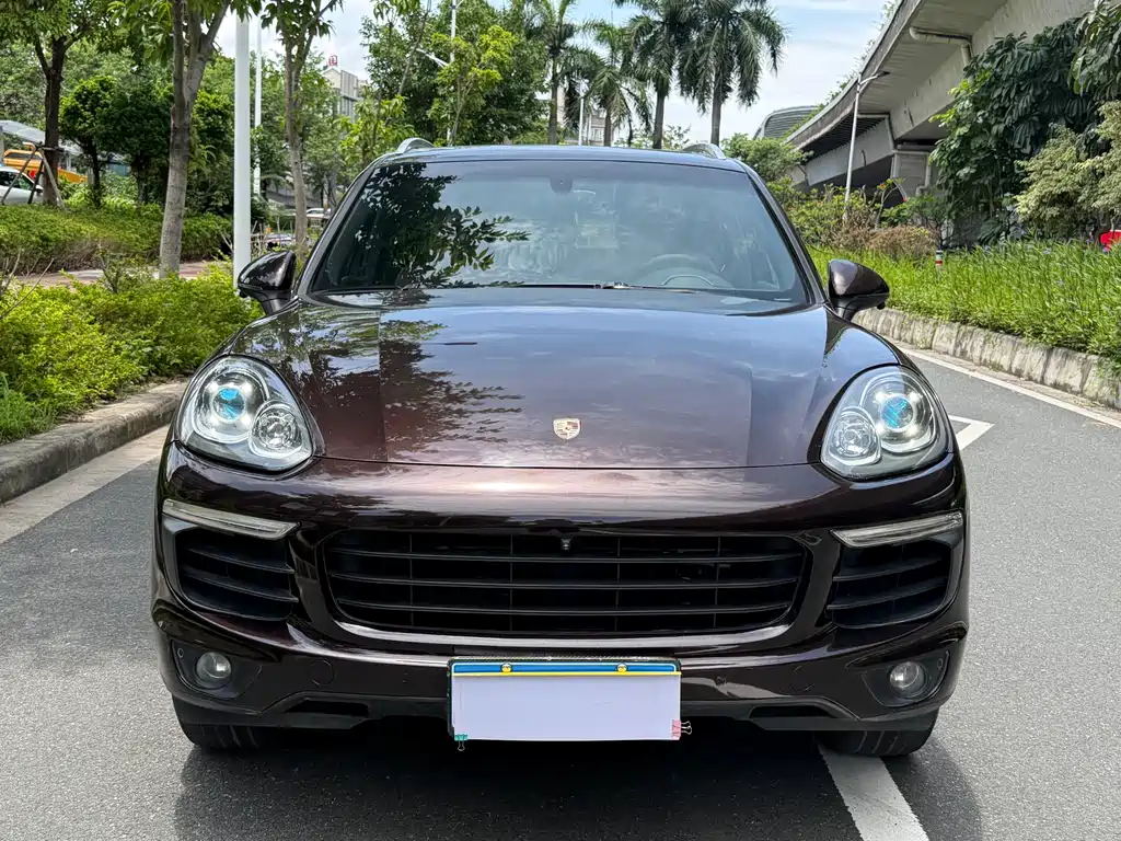 Porsche Cayenne 2017 — фото 2