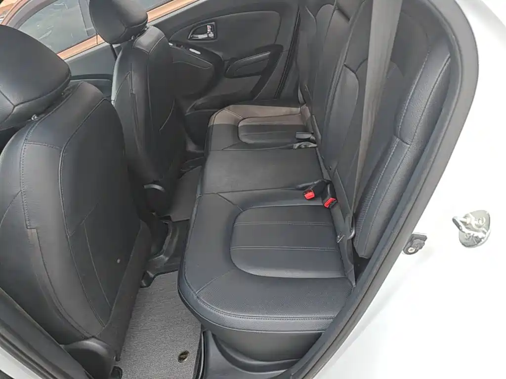 Hyundai ix35 2014 — фото 17