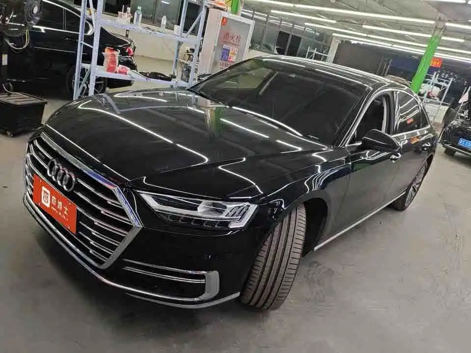 Audi A8 2022