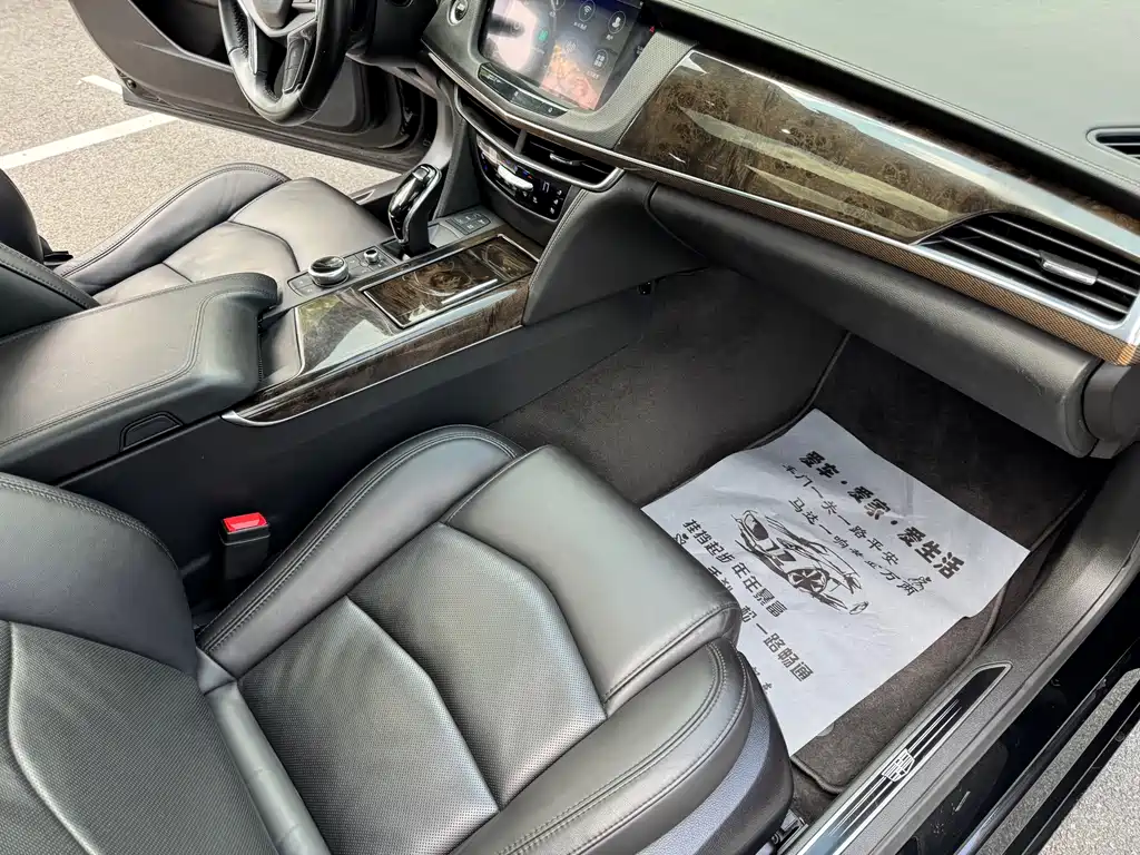 Cadillac CT6 2021 — фото 14