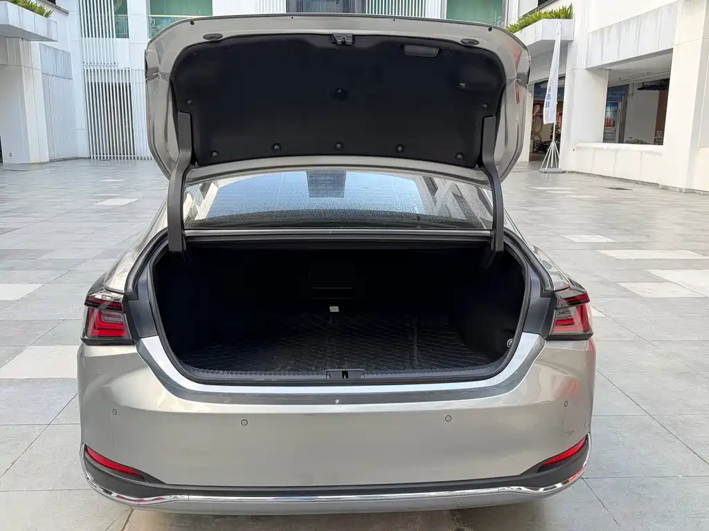 Lexus ES 2025 — фото 5