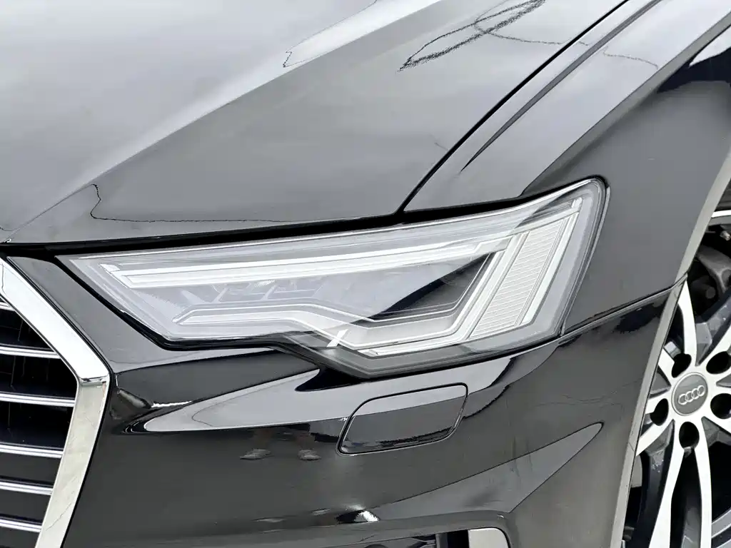 Audi A6L 2022 — фото 15