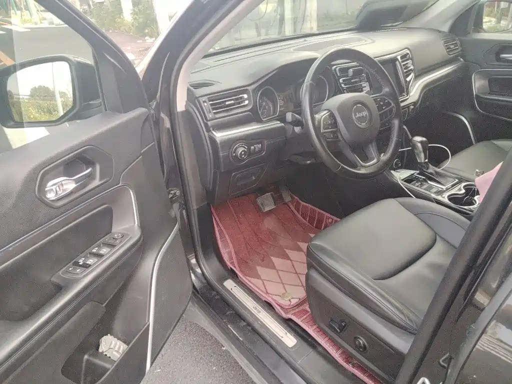 Jeep Grand Commander 2020 — фото 17