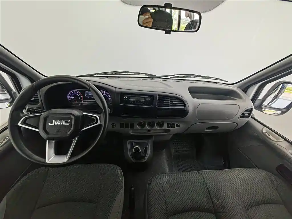 JMC Tesla 2021