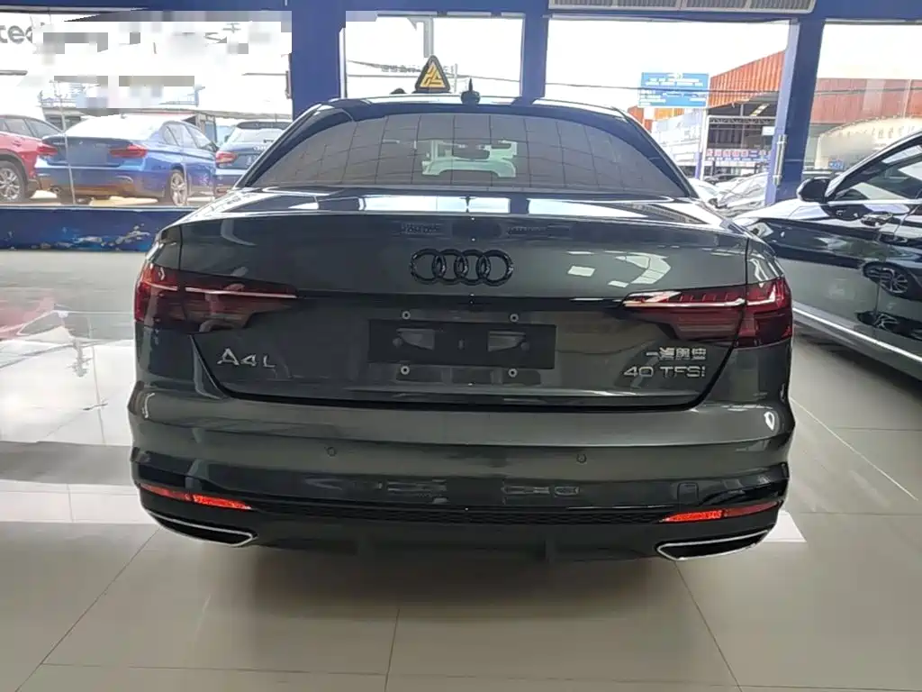 Audi A4L 2023
