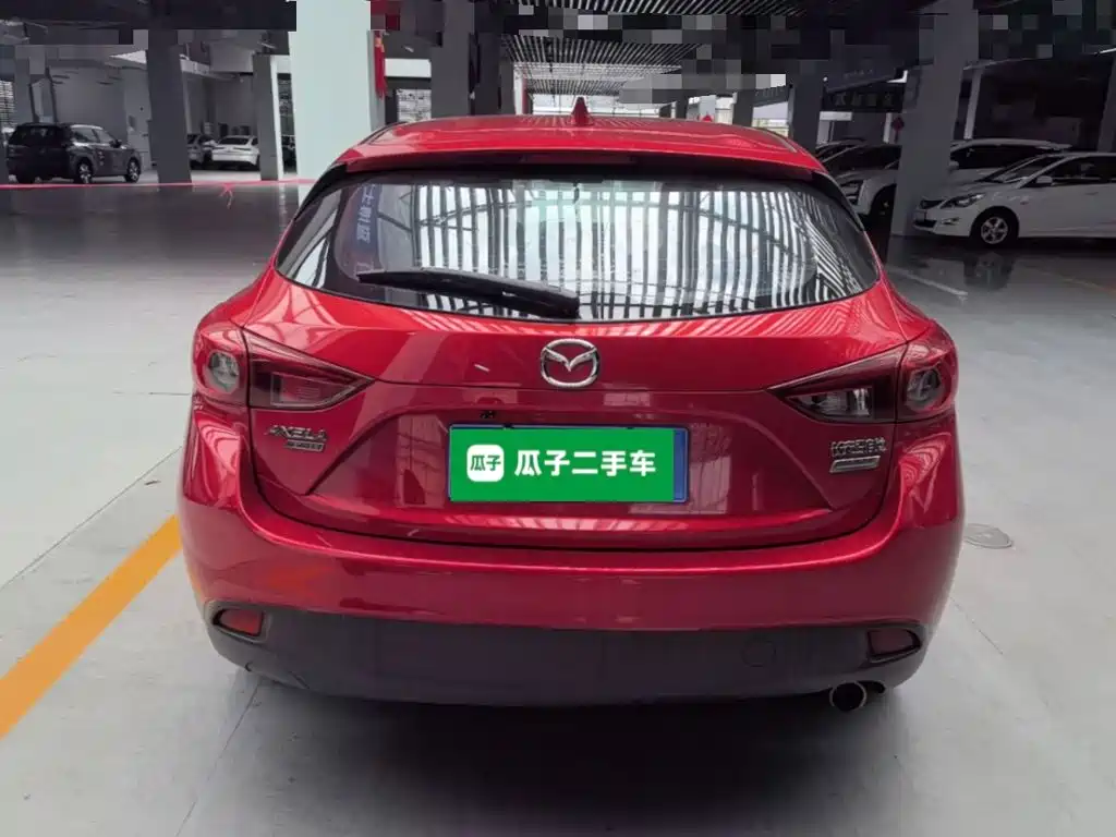 Mazda 3 Axela 2016