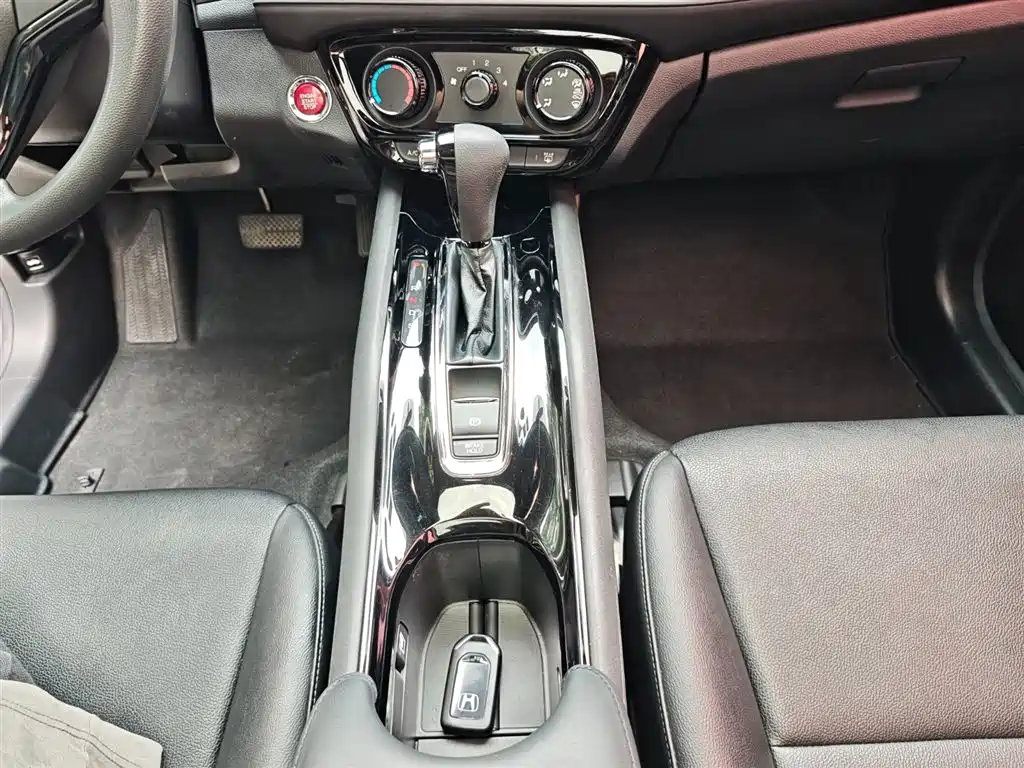 Honda Vezel 2017 — фото 16
