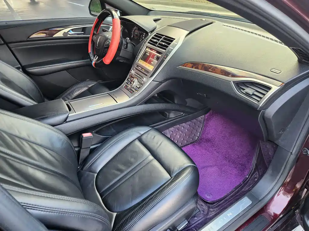 Lincoln MKZ 2017 — фото 13