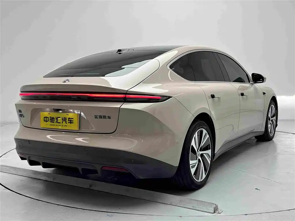 NIO ET5 2023
