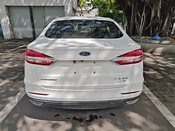 Ford Mondeo 2021