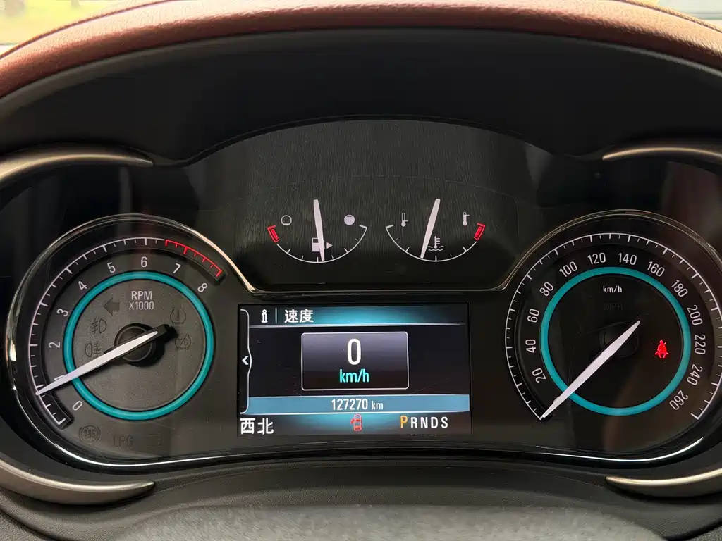 Buick LaCrosse 2015 — фото 25