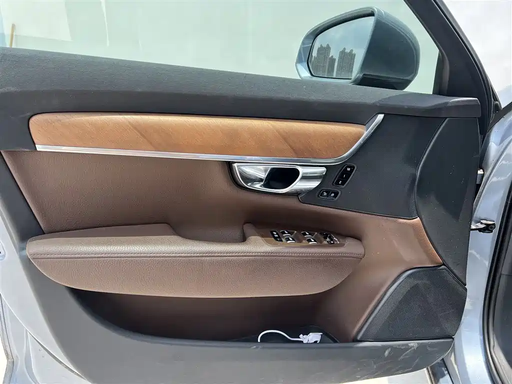 Volvo S90 2020 — фото 11