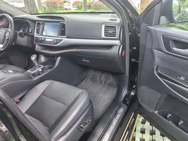 Toyota Highlander 2018