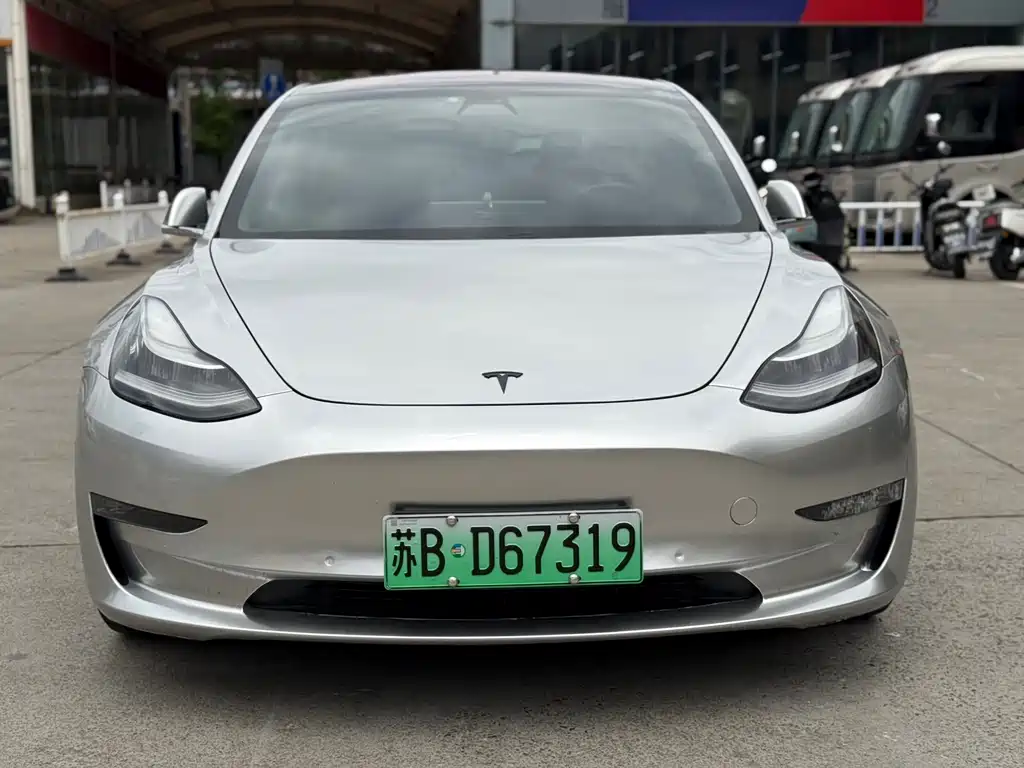 Tesla Model 3 2019 — фото 2