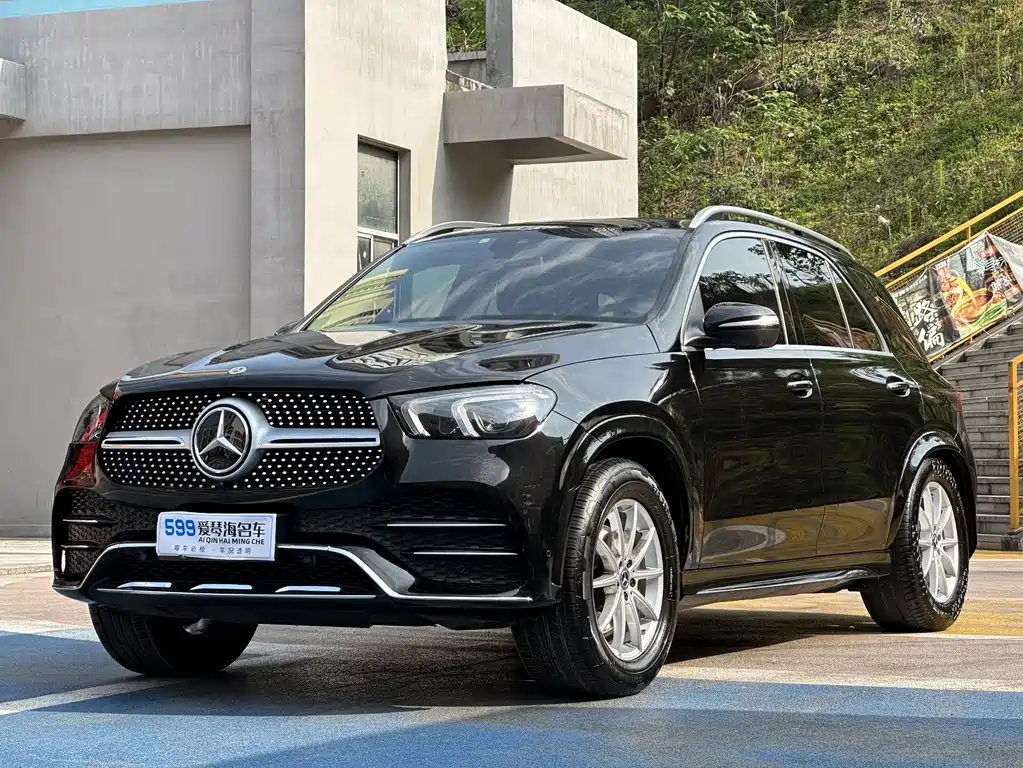 Mercedes-Benz GLE 2021 — фото 1