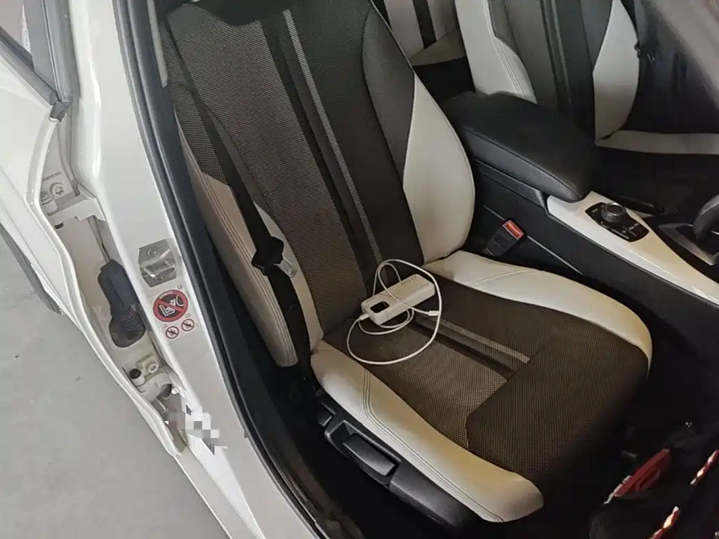 BMW 1 Series 2015 — фото 25