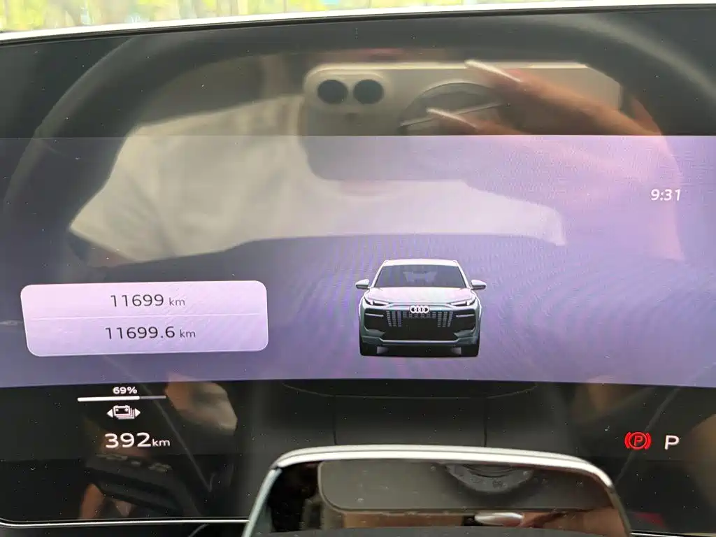 Audi Q6L E-Tron 2025 — фото 16