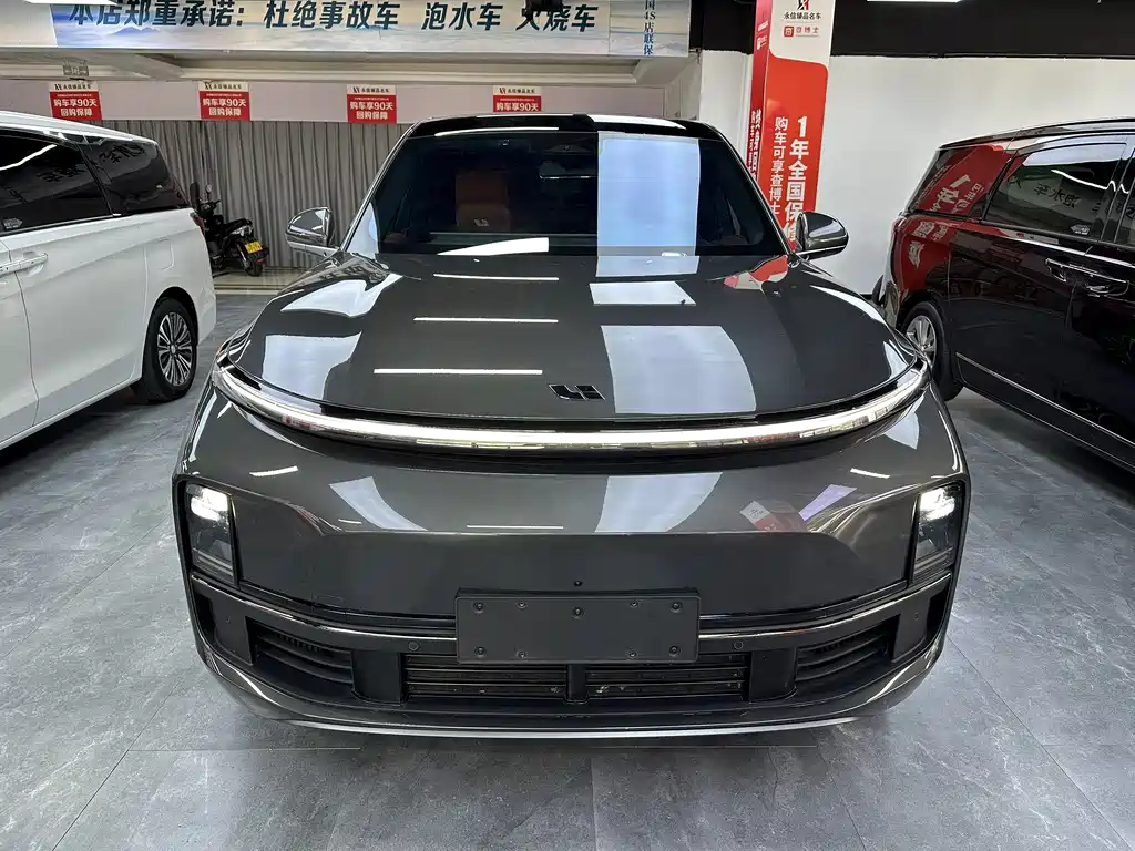 Li Auto Li L8 2024