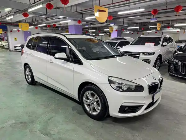 BMW 2 Series Wagon 2017