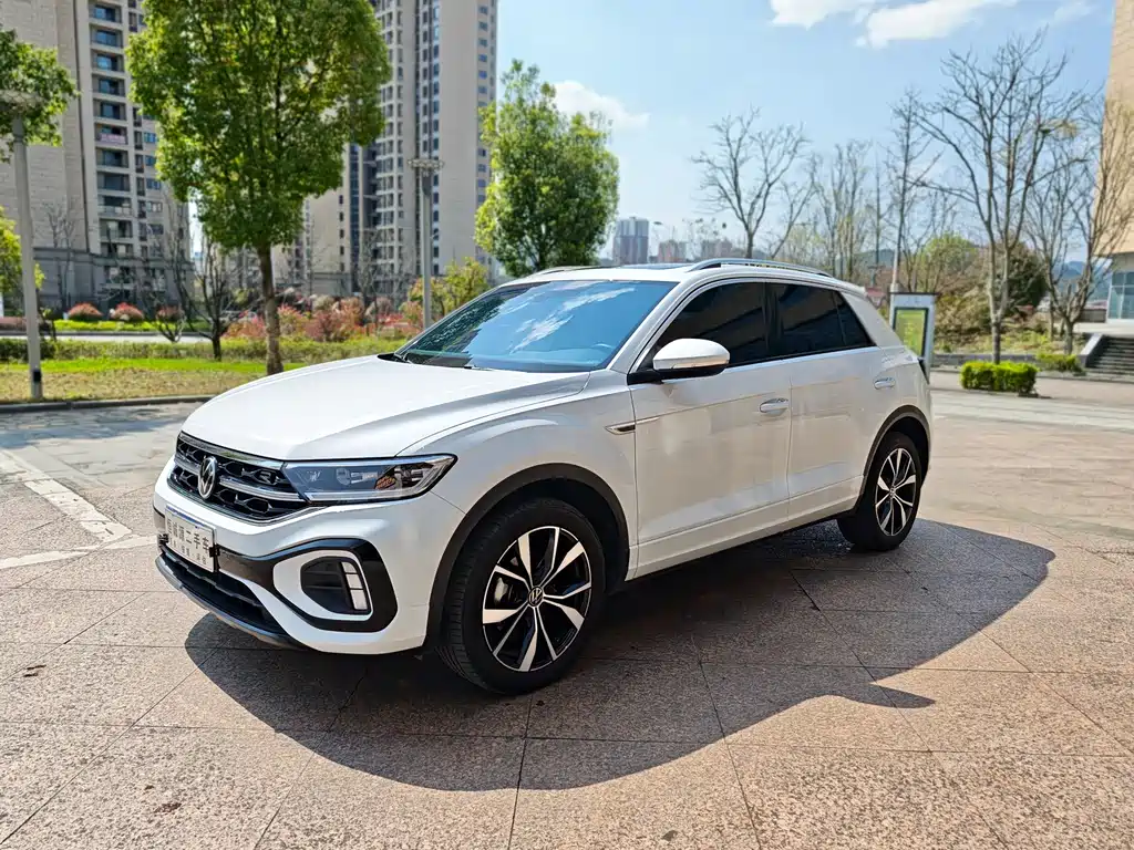 Volkswagen T-Roc 2024 — фото 1