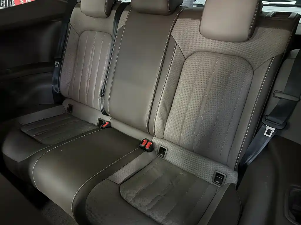 Volkswagen Viloran 2023 — фото 9