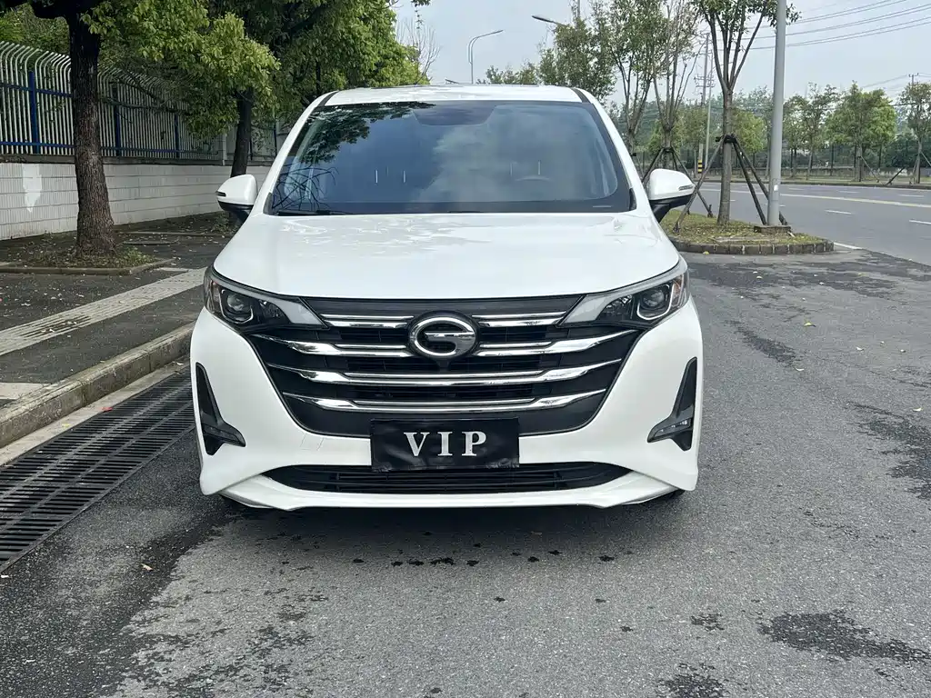 GAC Motor Trumpchi M6 2020 — фото 2