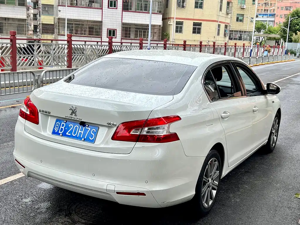 Peugeot 408 2016 — фото 6