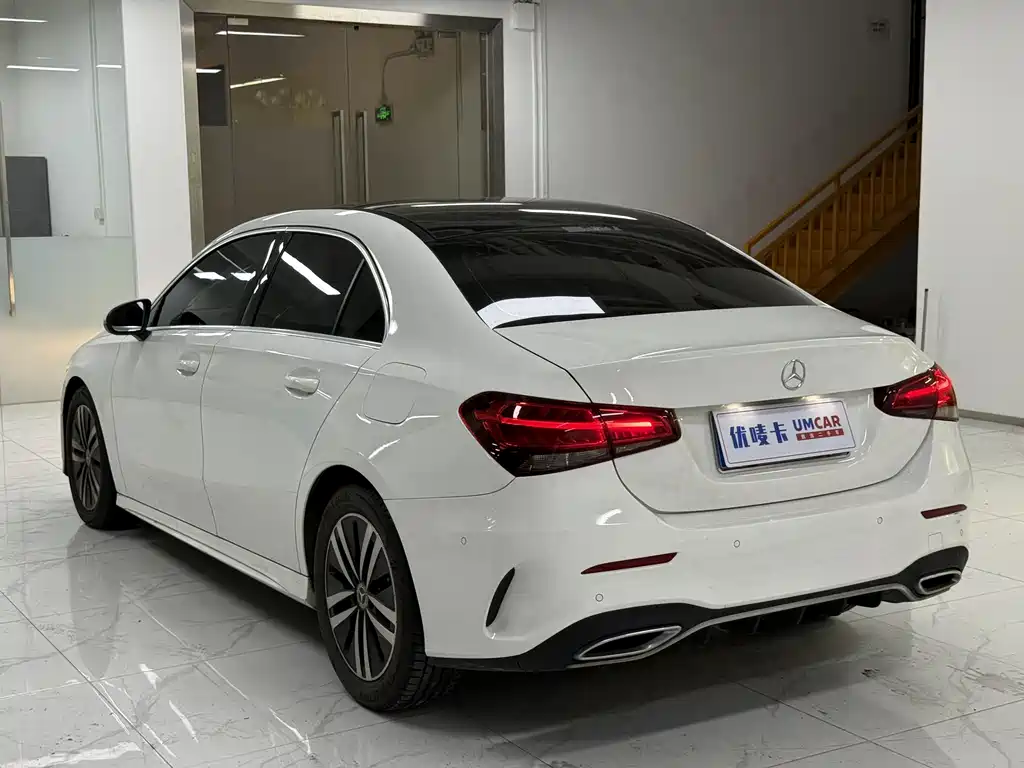 Mercedes-Benz A-Class 2019 — фото 4