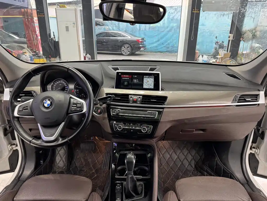 BMW X1 2019 — фото 18