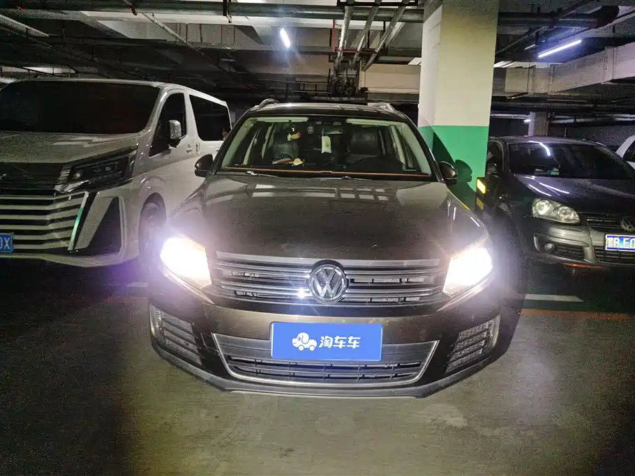 Volkswagen Tiguan 2015