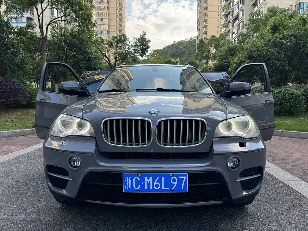BMW X5 2012 — фото 11