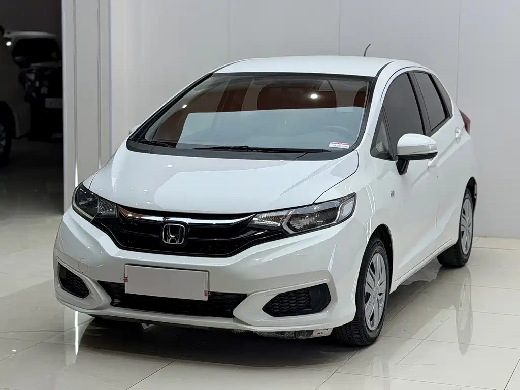 Honda Fit 2018 — фото 2