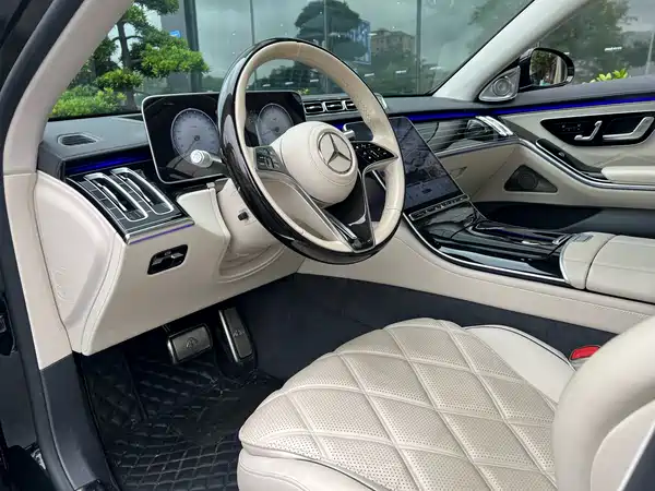 Mercedes-Benz Maybach S-Class 2023