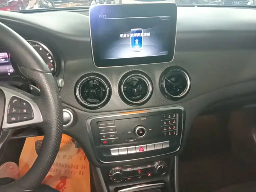 Mercedes-Benz GLA 2019 — фото 13