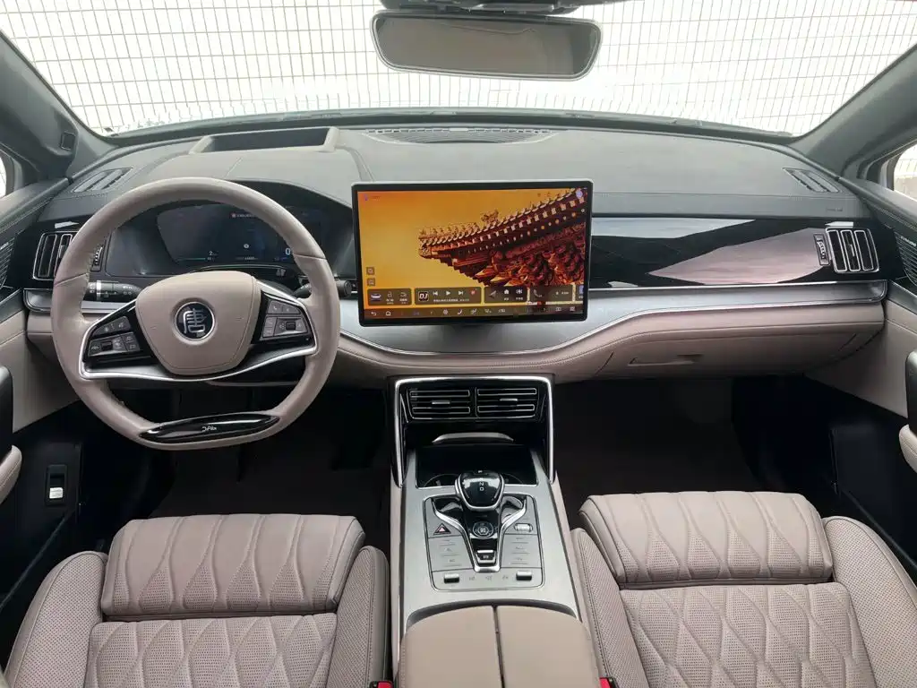 BYD Tang New Energy 2023 — фото 6